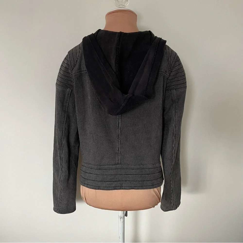Free People Striped Knit Gray Cotton Pinstripe Hooded Moto Jacket EUC Size Small